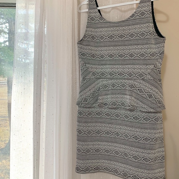 Patterned Peplum Dress - Picture 1 of 4